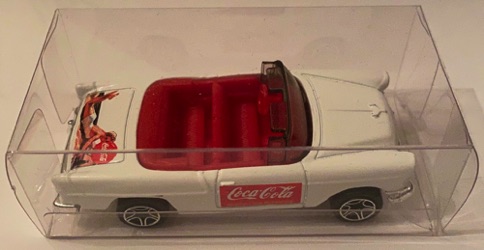 01012-1 € 4,00 coca cola auto cabrio afb. dame op kofferbak.jpeg